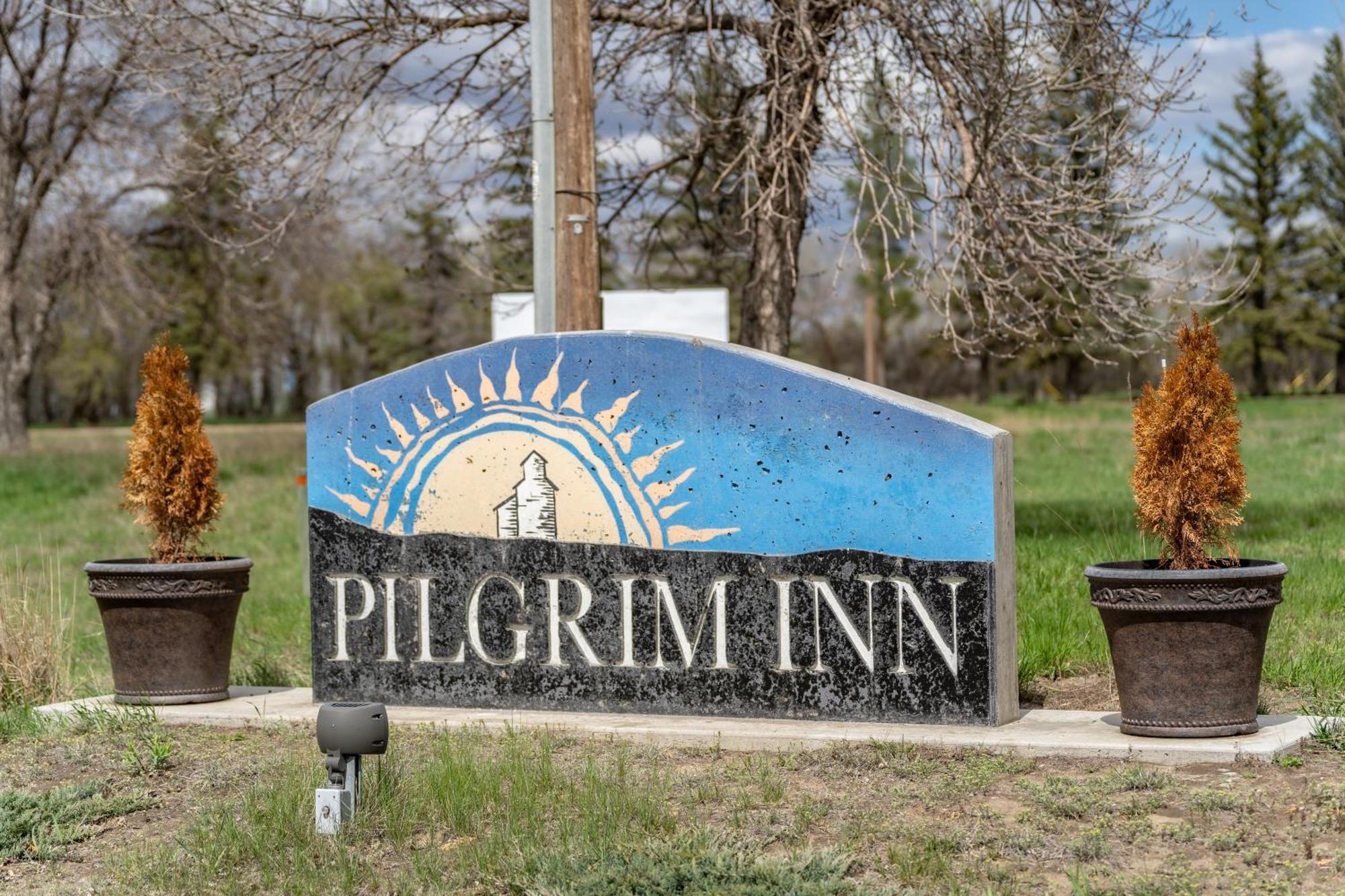 Pilgrim Inn Caronport Ngoại thất bức ảnh